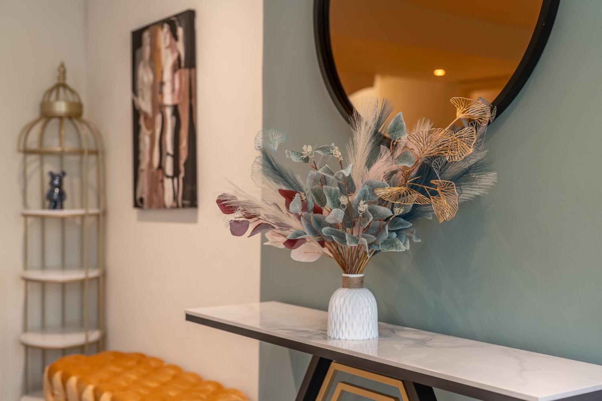 Appartement Huge 200sqm Luxury 3-bedroom Mews Londen